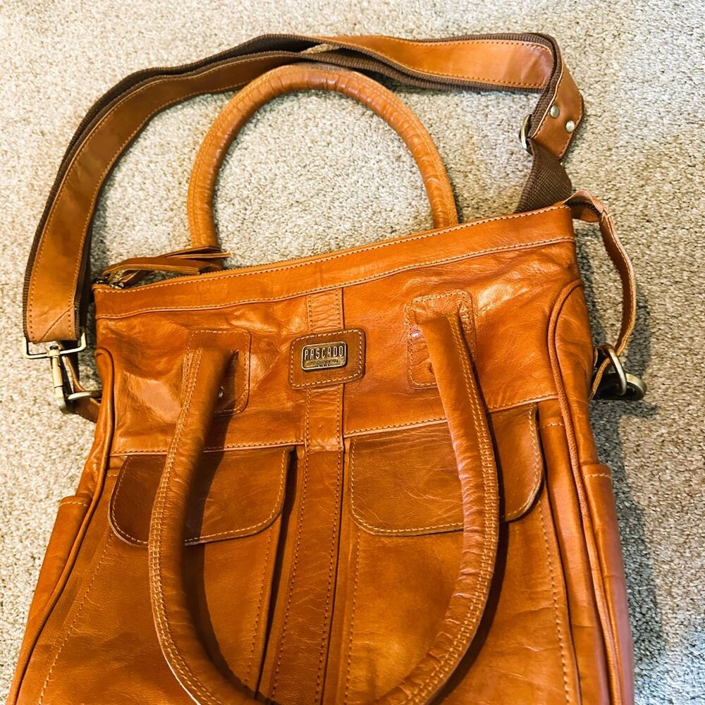 Pascado Leather Shoulder Bag, size 14" x14"